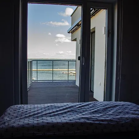 公寓 Nautica Lux 吉日茨科